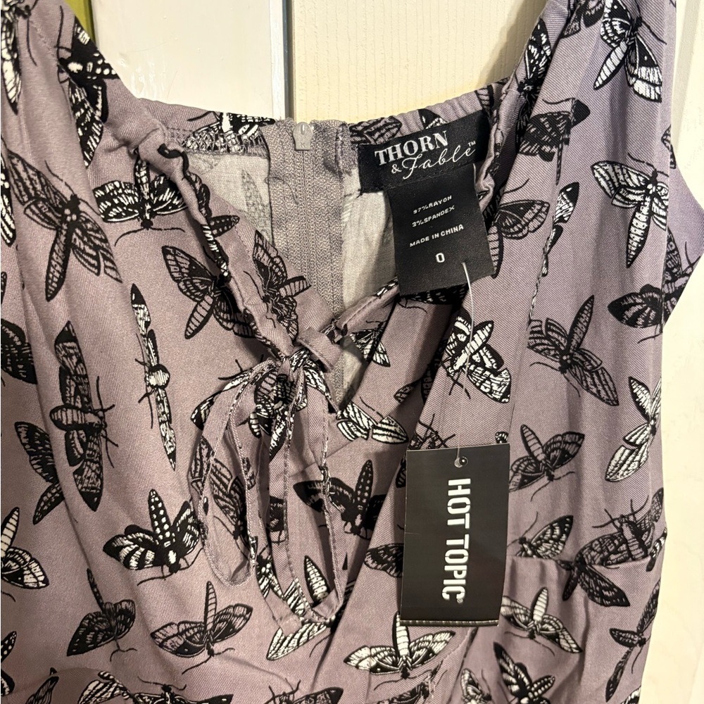 Hot topic moth dress plus - Picture 2 of 3